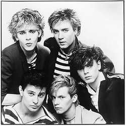 In 1981, Duran Duran consisted of Nick Rhodes and Simon Le Bon (rear), and the unrelated Taylors, Roger, Andy, and John (front).