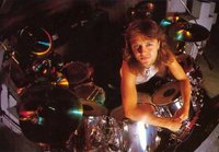 200px-Lars_Ulrich_and_his_set_1986.jpg